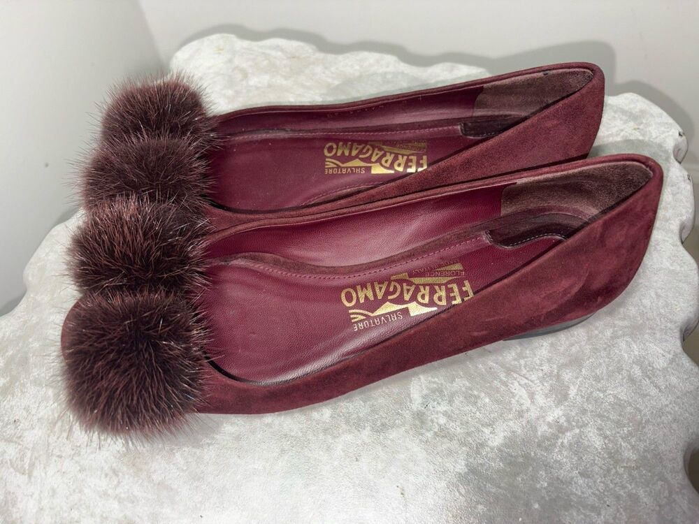Salvatore Ferragamo Varina Flats Mink Fur Pom Pom Sz 6 B